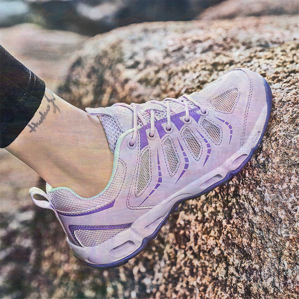 Sumer Round Tip Silver Sneaker - đánh giá và giá Luxury Lifestyle Brands