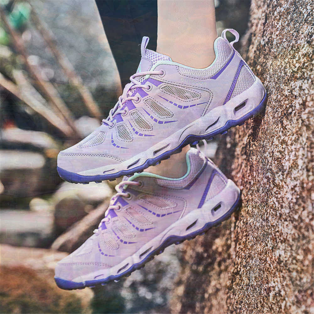 Sumer Round Tip Silver Sneaker - đánh giá và giá Luxury Lifestyle Brands